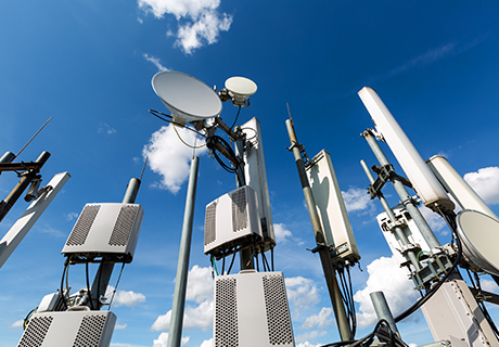 Solução de energia multifuncional para estação base WISP